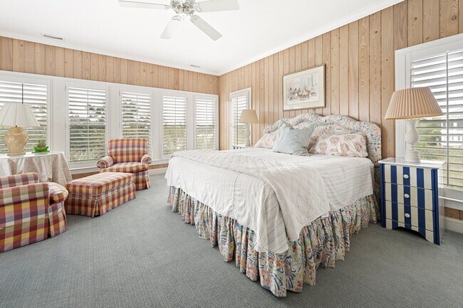 Building Photo - 64 Tradewind Ct