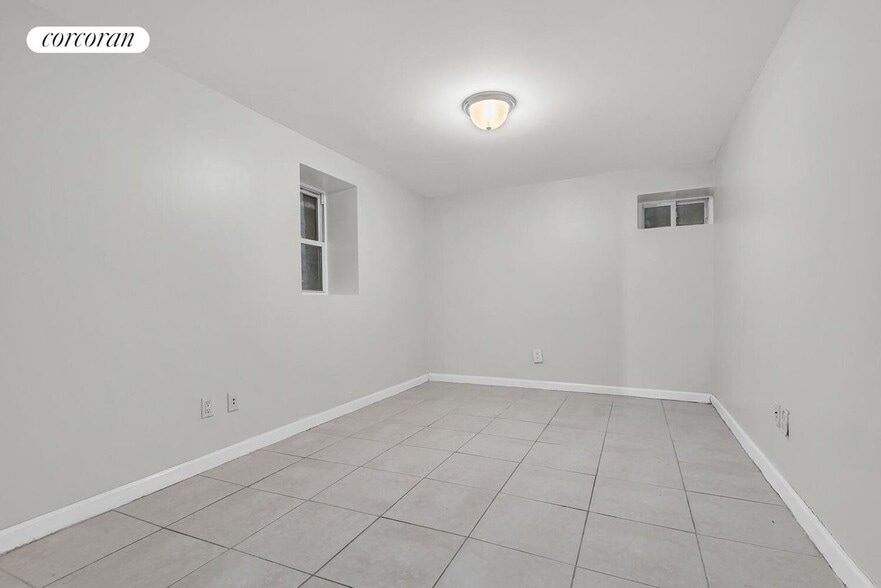 Building Photo - 524 W 123rd St