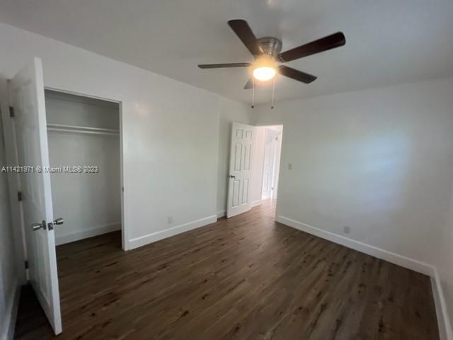 Building Photo - 1739 Moffett St