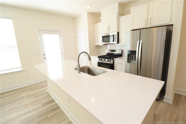 Building Photo - 917 Kensley Grv Ln