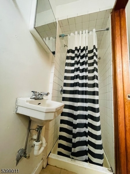 Building Photo - 123 Cherry St