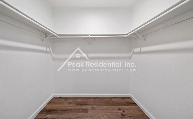 Building Photo - Updated 2bd/2ba Foothill Farms Duplex With 1 Car Garage