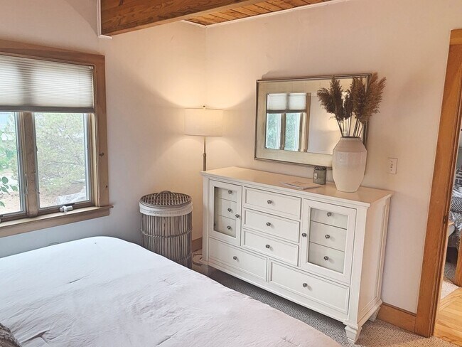 Building Photo - 24 Columbia Way