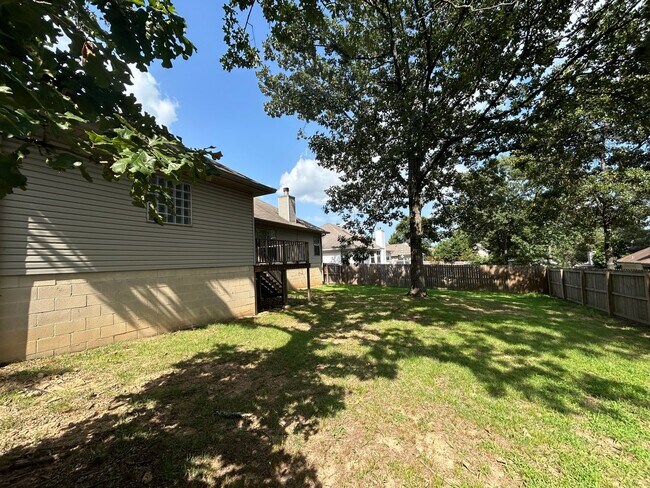 Building Photo - Call Tonia Rollins (501)626-9917