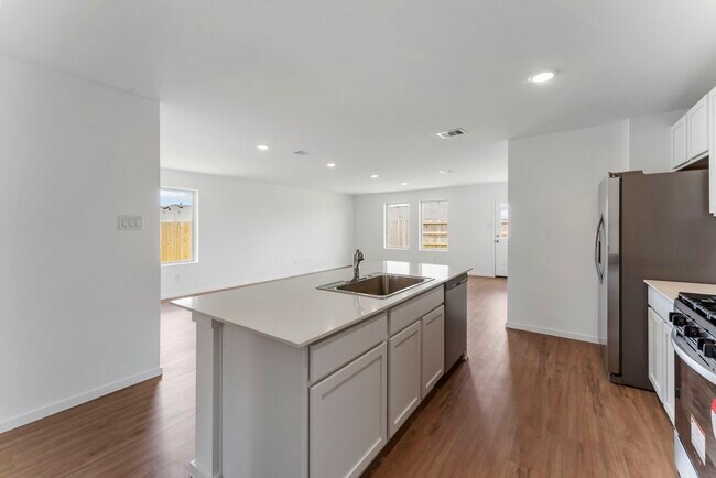 Building Photo - 18602 Gravago Ln