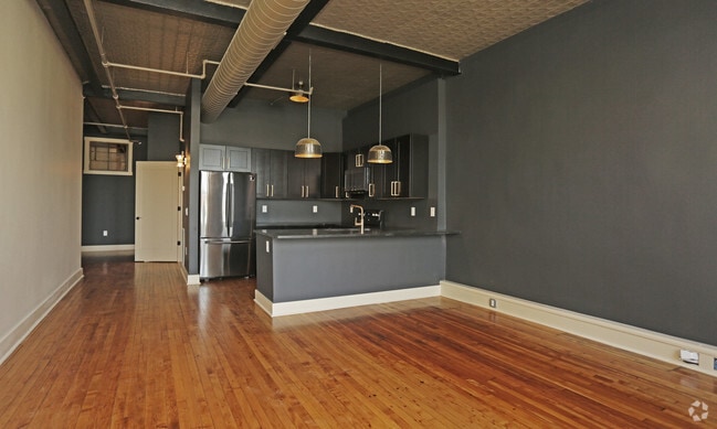 1BR, 1BA_1050SF - Whitney Lofts