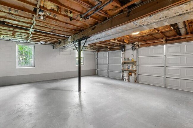 Building Photo - 1285 Coronada Dr