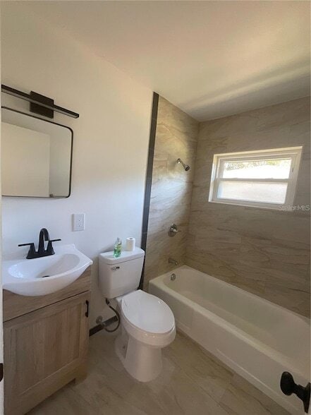 Building Photo - 117 Deen Blvd