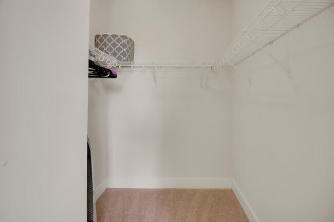 Building Photo - 200 S Peyton St