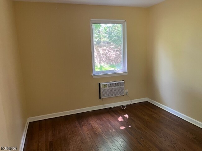 Building Photo - 80C Troy Dr