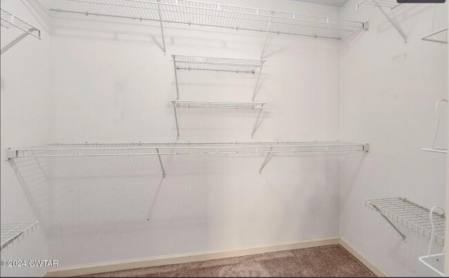 Building Photo - 70 Richfield Cove