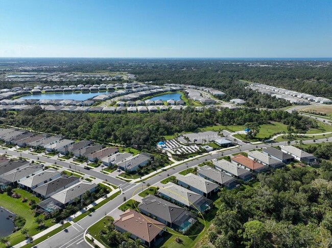 Building Photo - 9982 Beachwalk Dr