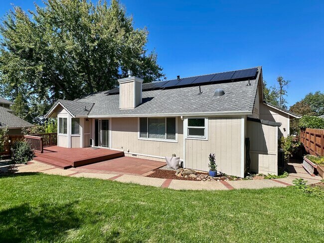 Building Photo - 167 Northridge Dr