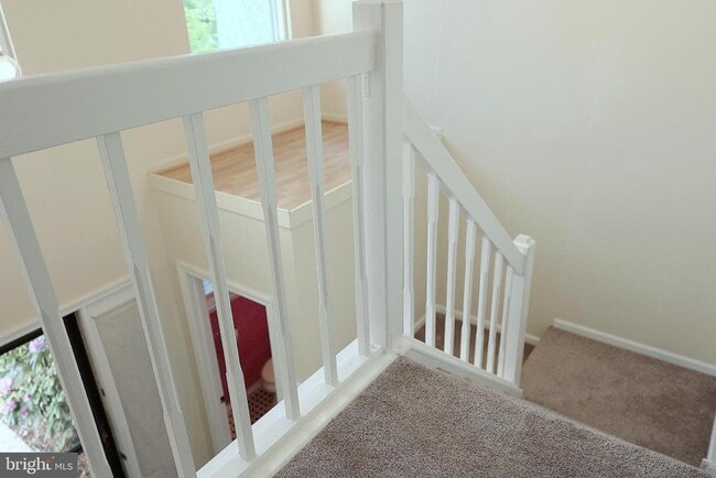 Building Photo - 72 5 Crown Royal Cir