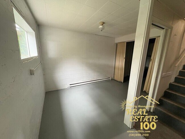 Building Photo - 1751 NW 35th Pl