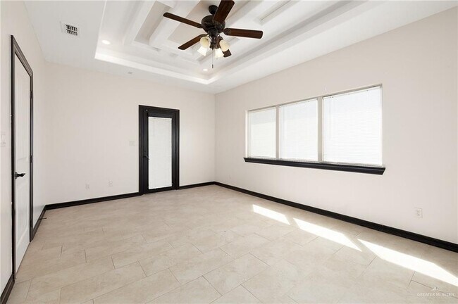 Building Photo - 14 3rd N St