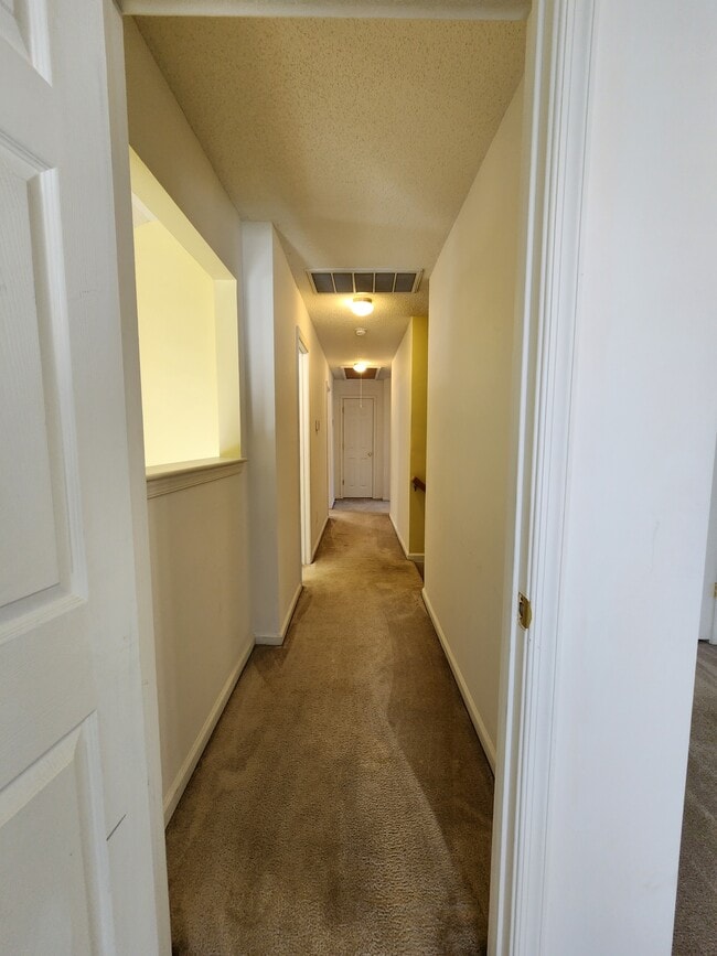 Building Photo - 276 Weatherford Way