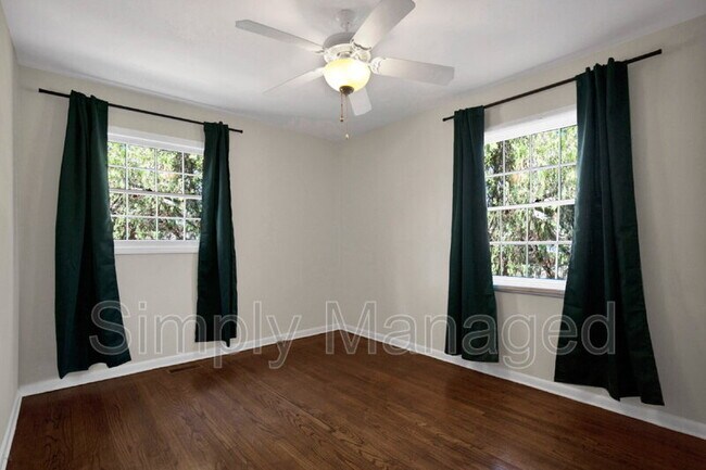 Building Photo - 7262 Ryan St