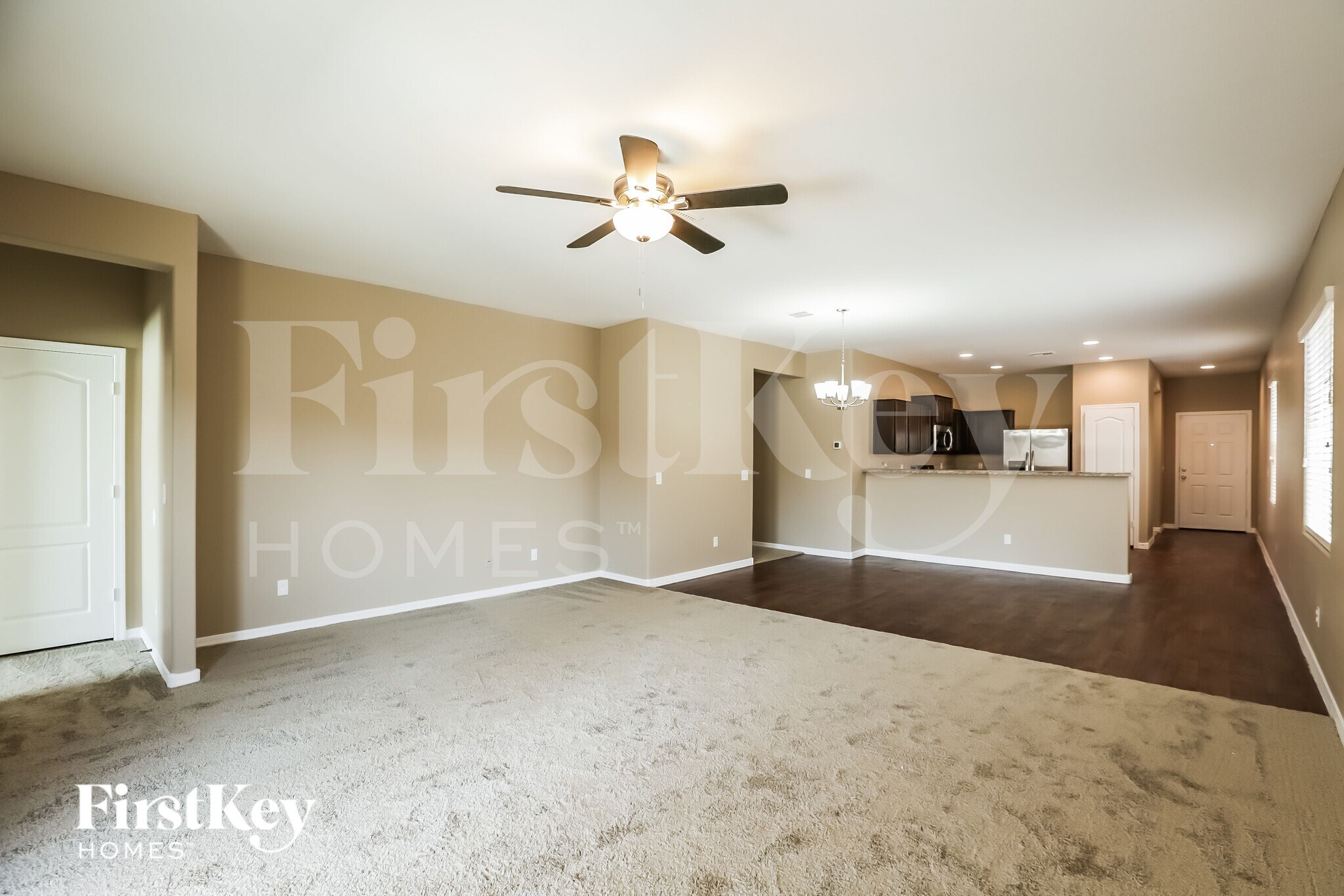 Building Photo - 38105 W Isabella Ln