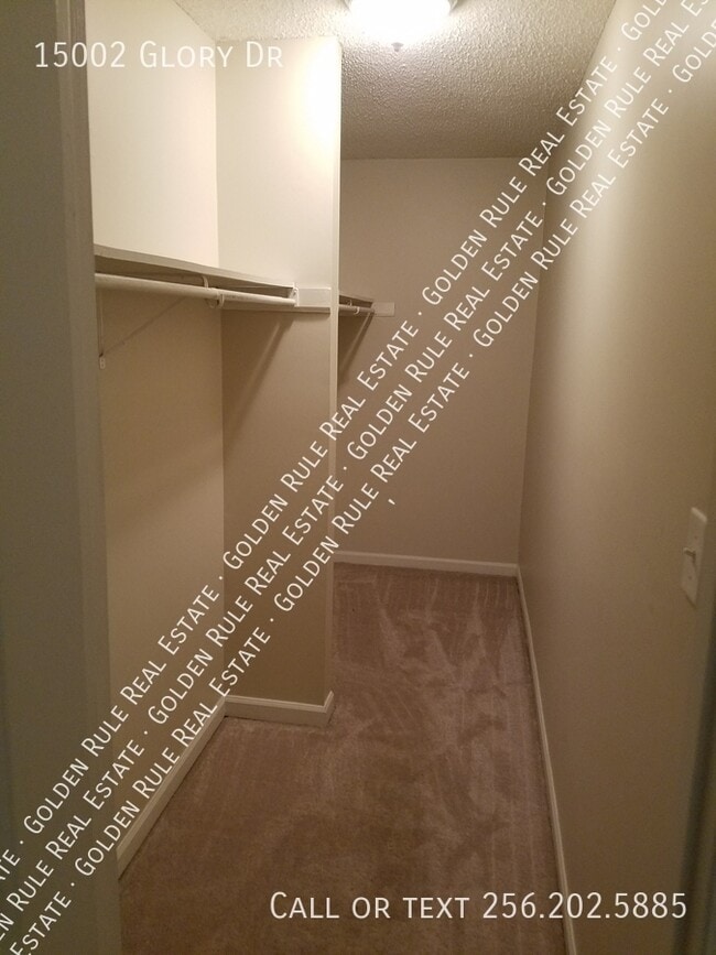 Building Photo - 15002 Glory Dr SE