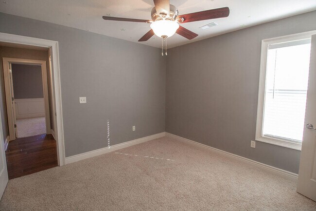 Building Photo - 2405 Marietta Falls Ln