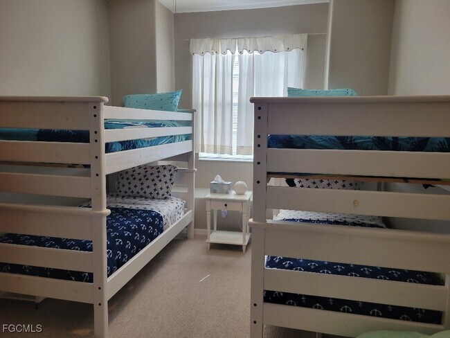 Building Photo - 14560 Grande Cay Cir