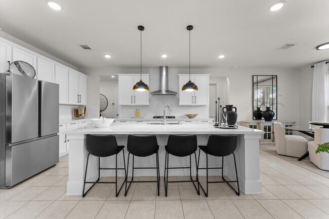 Building Photo - 15026 La Strada Dr