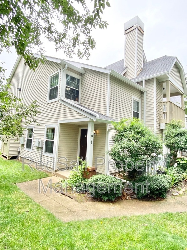 Primary Photo - 103 Windsor Ln