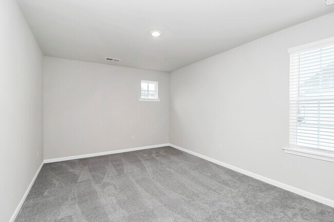 Building Photo - 1617 Swallow Tail Dr