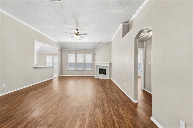 Building Photo - 1016 Brazos Ct