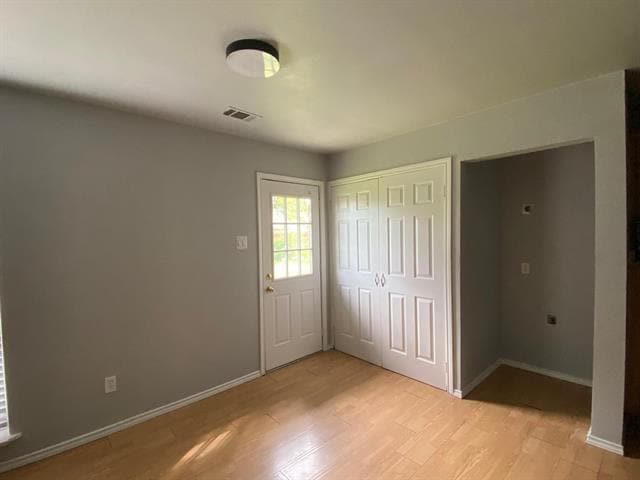 Building Photo - 5217 Kisor Dr