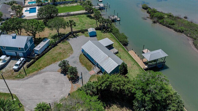 Building Photo - 6347 Salado Rd