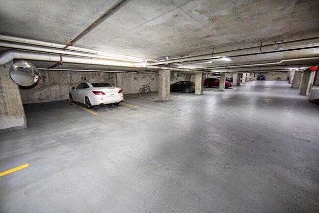 Building Photo - 1522 N Prospect Ave