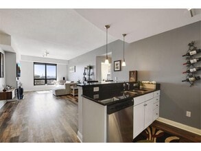 Building Photo - 100 3rd Ave S