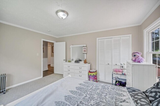 Building Photo - 83 Summit Ridge Cir SE