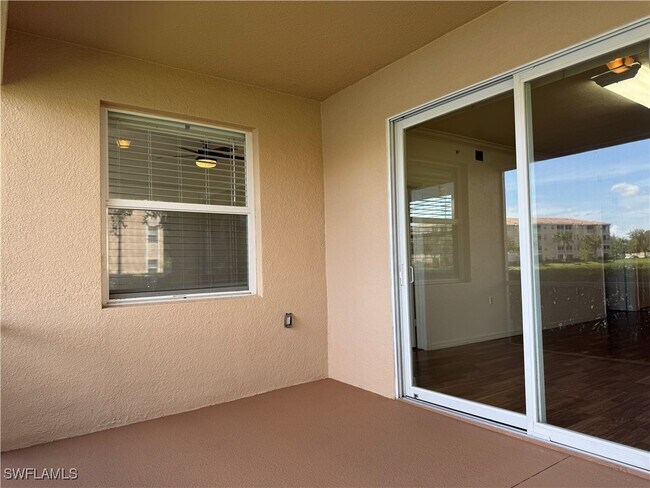 Building Photo - 8450 Kingbird Loop