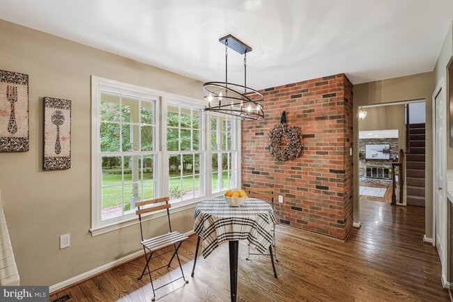 Building Photo - 5308 Hexagon Pl