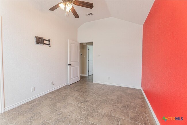 Building Photo - 3801 Appalachian Trl