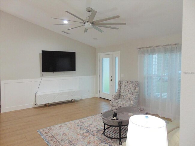 Building Photo - 451 Tanager Rd