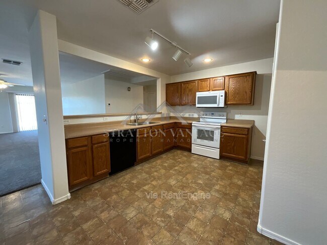 Building Photo - 25654 W Satellite Ln