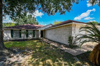 Building Photo - 14230 Cellini Dr