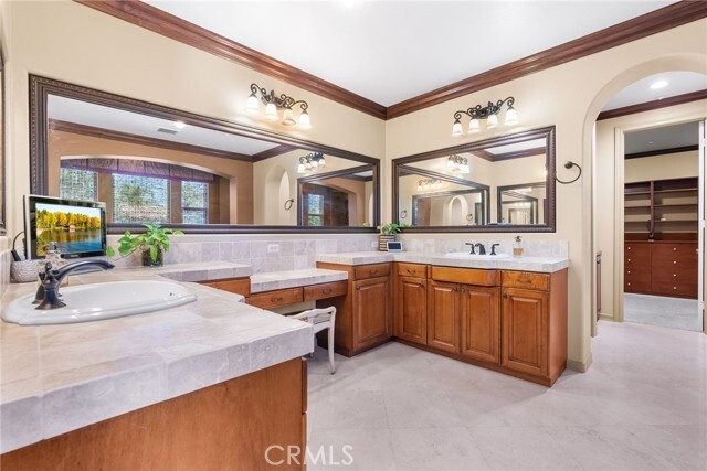 Building Photo - 15 Calle Angelitos