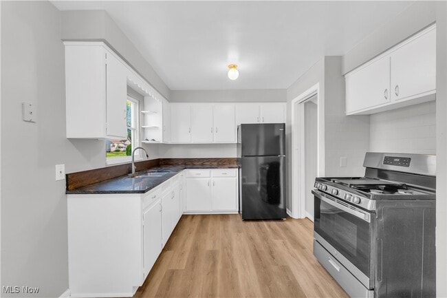 Building Photo - 17106 Holly Hill Dr