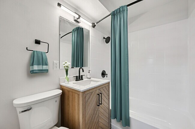 26-web-or-mls-1545 Quitman St Unit 7-S1612-016 virtually staged - The Sloan