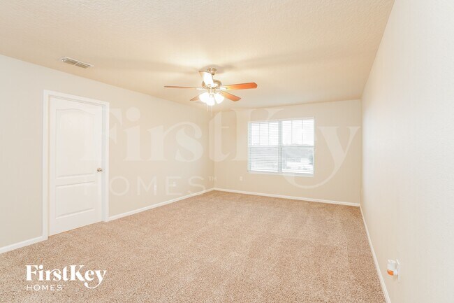 Building Photo - 3526 Summit Oaks Dr
