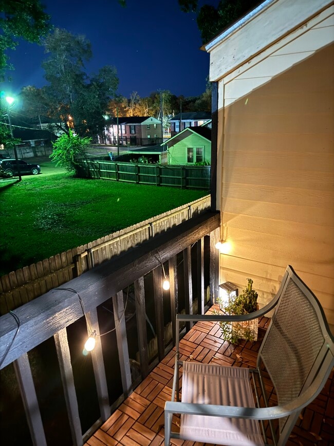 Building Photo - 2120 Pearl St