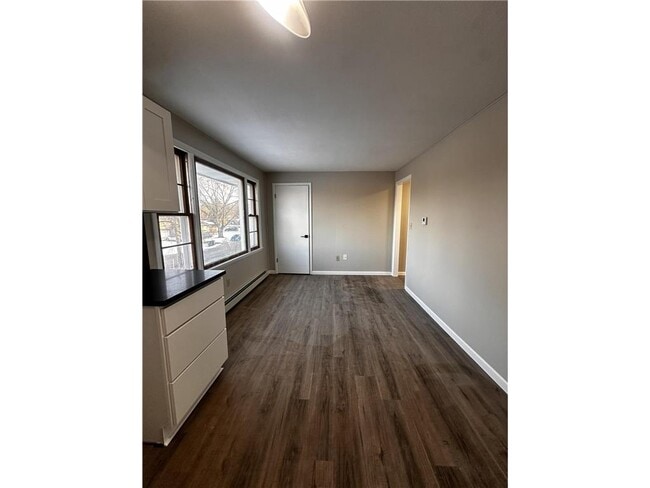 Building Photo - 453 13th Ave NW