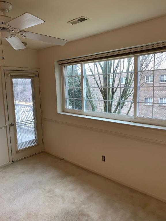 Building Photo - 6 Bandon Court, Unit 202