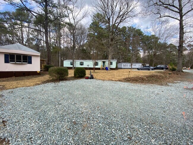 Building Photo - 416 Ranch Rd