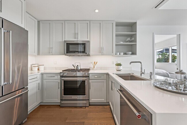 Building Photo - 800 Ave at Port Imperial Blvd